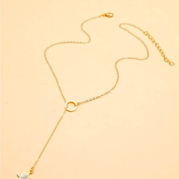 Jewelry - Rhinestone star lariat necklace